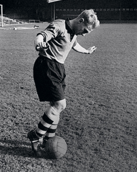 В юности Остап мечтал стать профессиональным футболистом