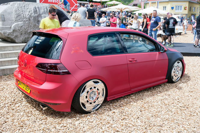 Самые безумные машины фестиваля GTI Treffen Самые безумные машины фестиваля GTI Treffen
