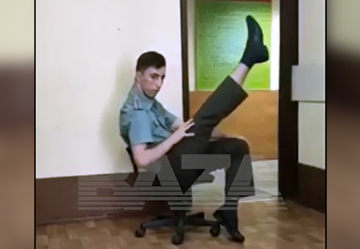 «Соблазнительный» танец российского офицера (видео прилагается) заинтересовал Росгвардию