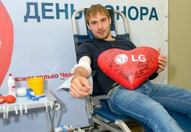 «Вирус в крови превышал норму в сто раз!» Лучший биатлонист России серьезно болен «Вирус в крови превышал норму в сто раз!» Лучший биатлонист России серьезно болен