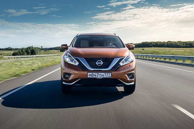 Сможет ли Nissan Murano поднять России экономику, а тебе — настроение? Сможет ли Nissan Murano поднять России экономику, а тебе — настроение?