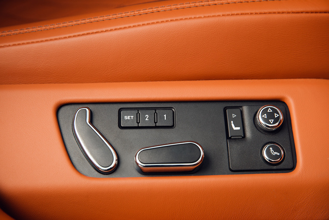 Cамый быстрый четырехдверный Bentley в истории — Flying Spur W12 S Cамый быстрый четырехдверный Bentley в истории — Flying Spur W12 S