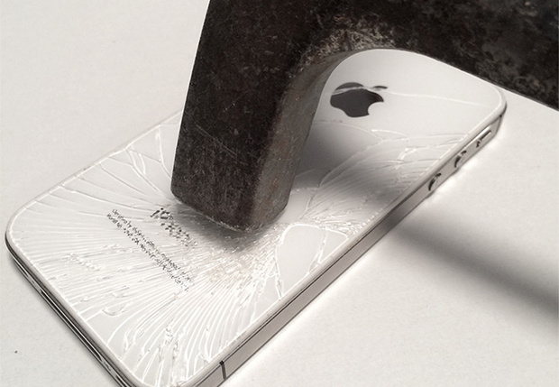 У Apple впервые с 2003 года упали продажи!