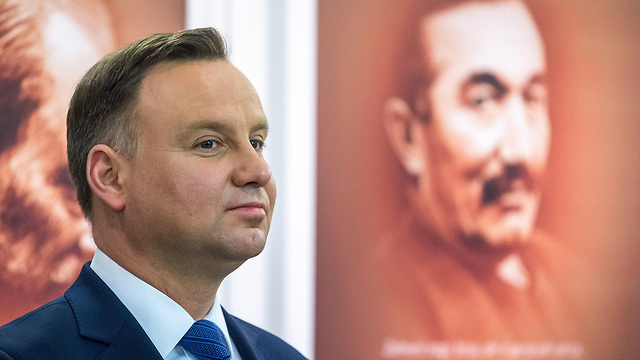 Советник президента Польши заявил, что евреи недостаточно сопротивлялись Холокосту Советник президента Польши заявил, что евреи недостаточно сопротивлялись Холокосту