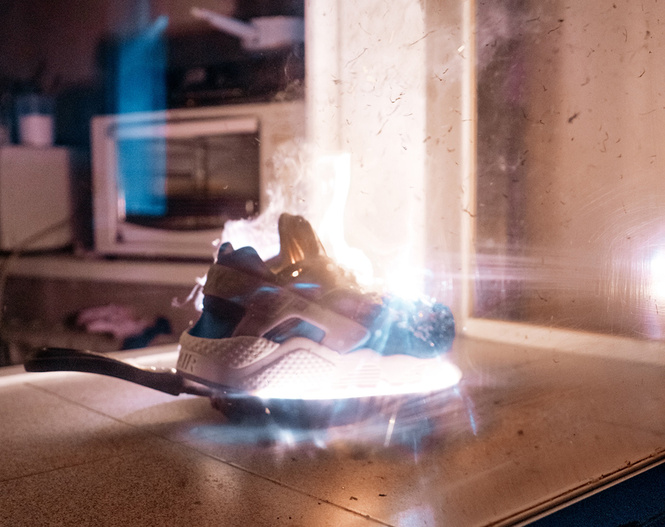 Nike Huarache vs. стружка магния Nike Huarache vs. стружка магния