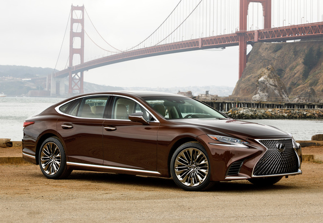 Lexus LS — автомобиль, в котором сначала электрификация, а потом уже революция Lexus LS — автомобиль, в котором сначала электрификация, а потом уже революция