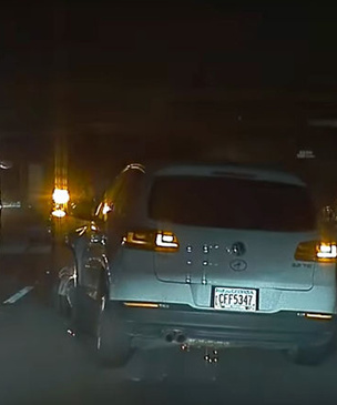 Электроника помогает водителю Tesla избежать аварии (красноречивое видео)
