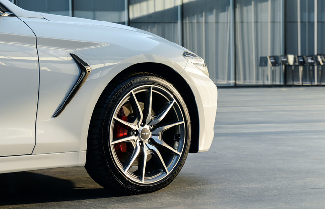 Полюбуйся на новый Genesis G70 Полюбуйся на новый Genesis G70