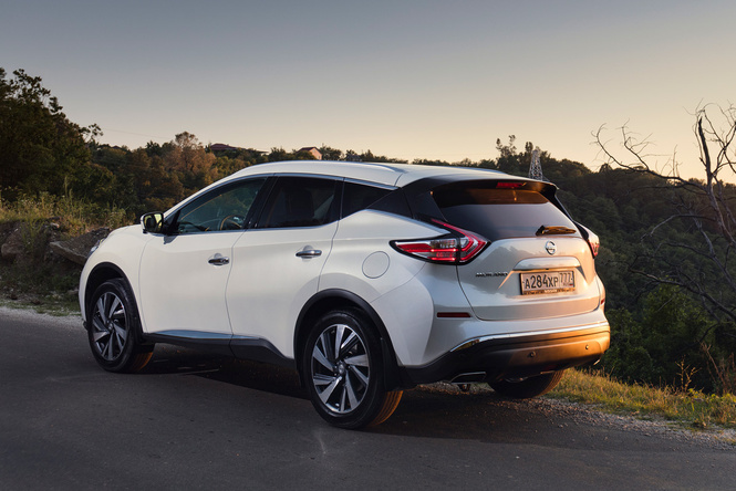 Кресла «нулевой гравитации», красная кнопка и еще кое-что о Nissan Murano Кресла «нулевой гравитации», красная кнопка и еще кое-что о Nissan Murano