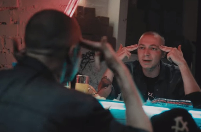 Учителя читают Oxxxymiron под битбокс (видео) Учителя читают Oxxxymiron под битбокс (видео)