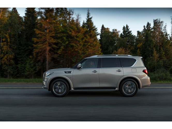 Infiniti QX80: добавки не надо Infiniti QX80: добавки не надо