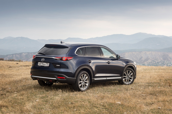 Mazda CX-9 и полные легкие легкости Mazda CX-9 и полные легкие легкости