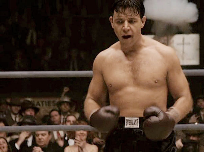 Нокдаун рассел. Рассел Кроу нокдаун. Нокдаун / Cinderella man (2005). Рассел Кроу нокдаун торс.