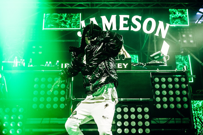 Улицы Дублина на Jameson IrishHood Улицы Дублина на Jameson IrishHood