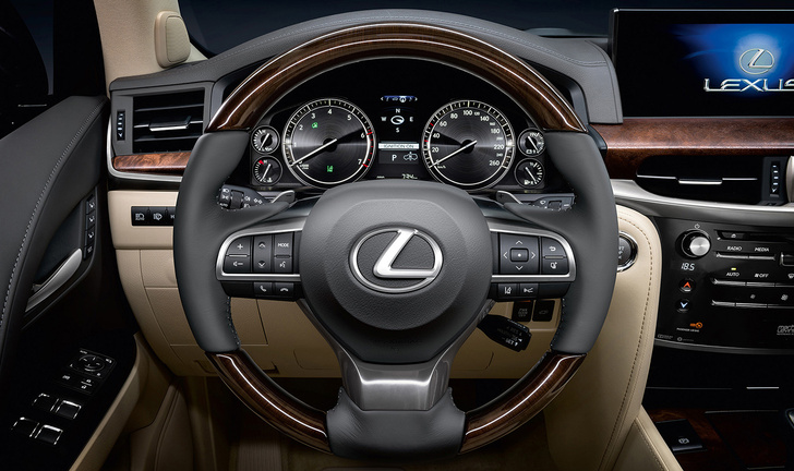 Lexus LX: последний самурай