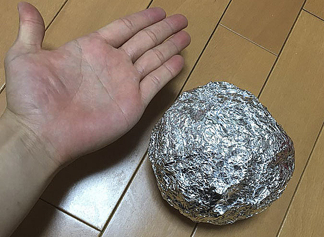 Полировка шаров из фольги — не фигня, а новое японское помешательство! Полировка шаров из фольги — не фигня, а новое японское помешательство!