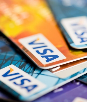 В России теперь можно будет снять наличные с карт VISA на кассах в магазинах