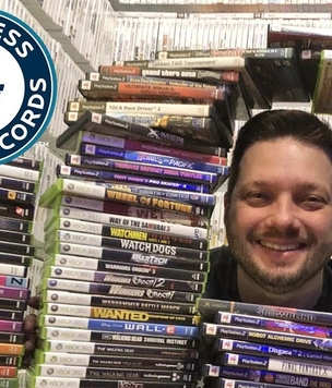 Владелец самой большой коллекции компьютерных игр проводит экскурсию (видео)