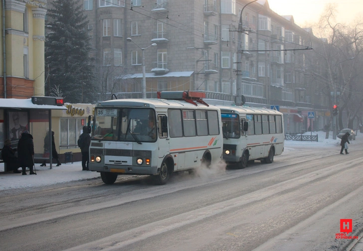 В Новокузнецке автобусный перевозчик отменил льготы для пенсионеров из-за хамства пассажиров