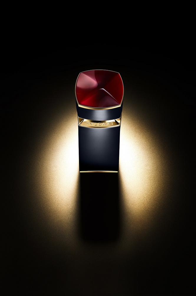 Шесть камней — шесть флаконов BVLGARI Шесть камней — шесть флаконов BVLGARI