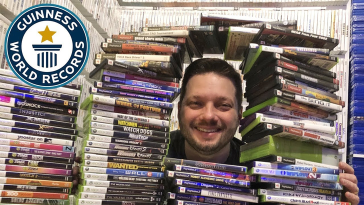 Владелец самой большой коллекции компьютерных игр проводит экскурсию (видео)