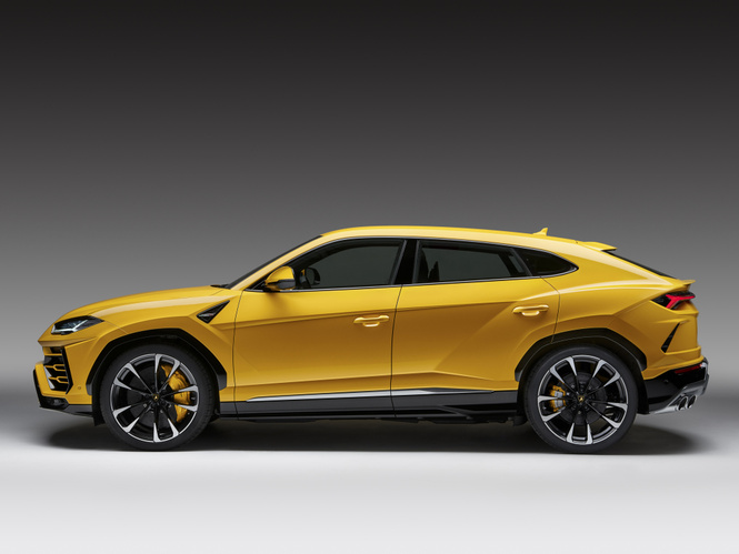 Кроссоверу Lamborghini никто не удивился. Почему? Кроссоверу Lamborghini никто не удивился. Почему?