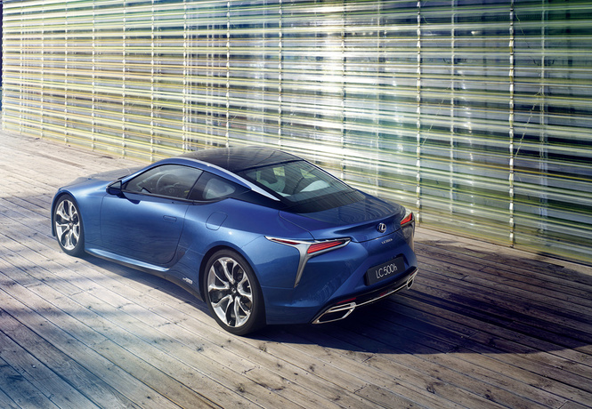 Lexus LC500 думает за тебя Lexus LC500 думает за тебя