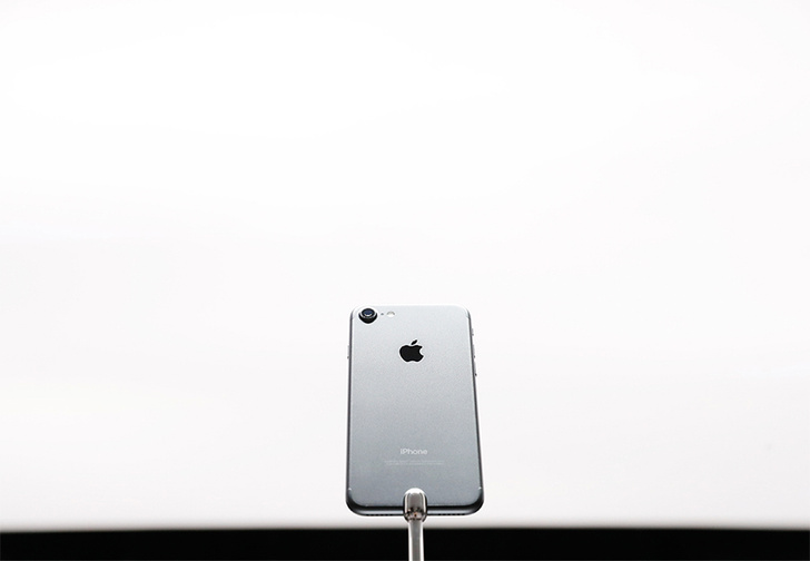 Обзор Iphone 7: фото, характеристики, цена