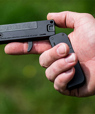 Пистолет размером с кредитную карту неожиданно стал реальностью!