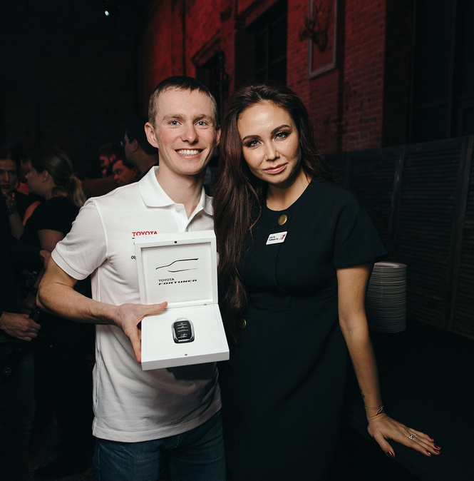 Toyota объявила имя победителя Toyota Challenge Сup и наградила его автомобилем! Toyota объявила имя победителя Toyota Challenge Сup и наградила его автомобилем!
