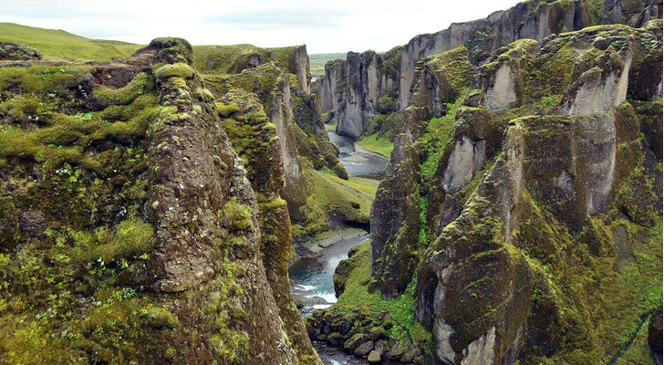 Джастина Бибера обвинили в уничтожении исландского природного заповедника