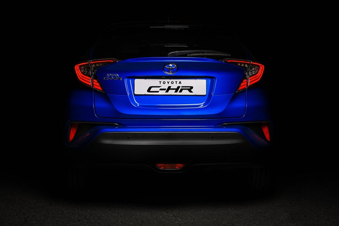 Cool, Hot, Ride: все подробности о новом Toyota C-HR Cool, Hot, Ride: все подробности о новом Toyota C-HR