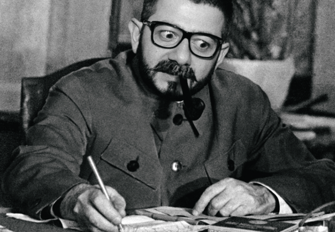 Мы побывали на съемочной площадке нового блокбастера Федора Бондарчука о революции 1917 года! Мы побывали на съемочной площадке нового блокбастера Федора Бондарчука о революции 1917 года!