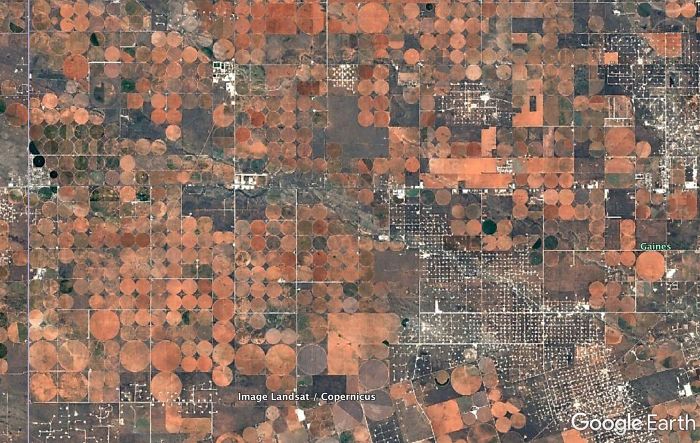 20 необычных мест, найденных на Google Earth