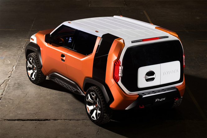 Toyota FT-4X показывает, что маленькие кроссоверы могут быть брутальными Toyota FT-4X показывает, что маленькие кроссоверы могут быть брутальными