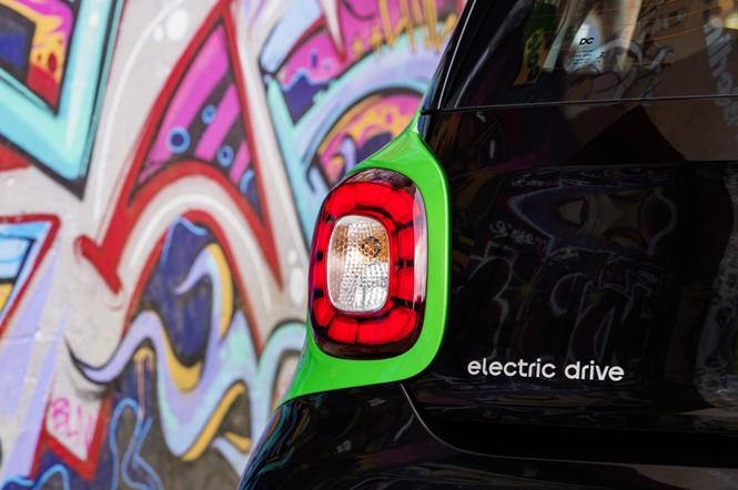 Как Smart Electric Drive попал в вишлист автомобильного редактора MAXIM? Как Smart Electric Drive попал в вишлист автомобильного редактора MAXIM?