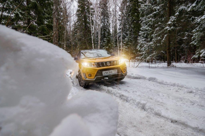 Suzuki Vitara: машина-раскраска Suzuki Vitara: машина-раскраска