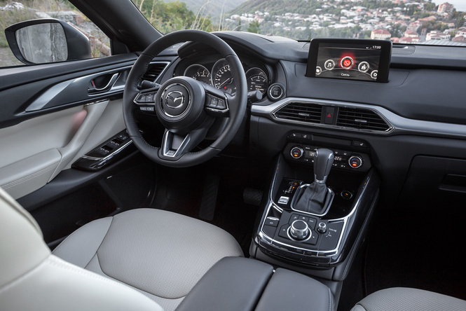 Mazda CX-9 и полные легкие легкости Mazda CX-9 и полные легкие легкости