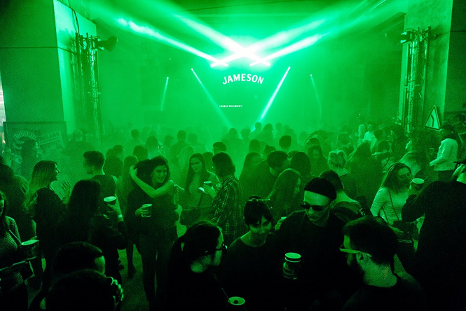 Улицы Дублина на Jameson IrishHood Улицы Дублина на Jameson IrishHood