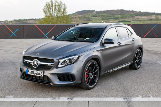 Лезем на Mercedes GLA туда, куда нельзя Лезем на Mercedes GLA туда, куда нельзя