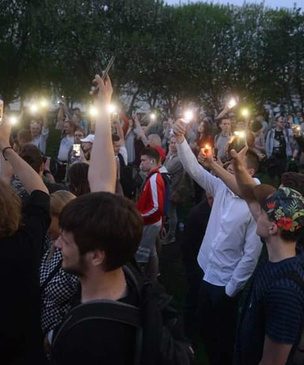 «Власти должны слушать народ»: Екатеринбург протестует против строительства храма