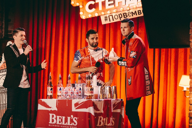 Василий Фомин порвал вечер в финале первого сезона фестиваля «Стрим Стендап #порвемвечер» Василий Фомин порвал вечер в финале первого сезона фестиваля «Стрим Стендап #порвемвечер»