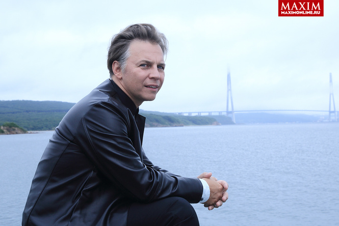 Илья Лагутенко: «Мне всегда казалось, что быть впереди моды гораздо легче, чем ей следовать» Илья Лагутенко: «Мне всегда казалось, что быть впереди моды гораздо легче, чем ей следовать»