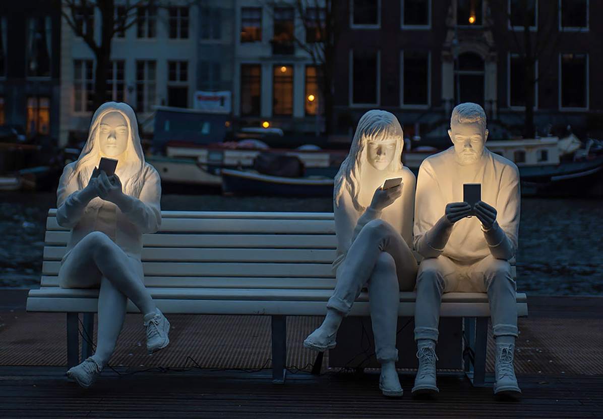 Скульптура поглощенные светом Амстердам