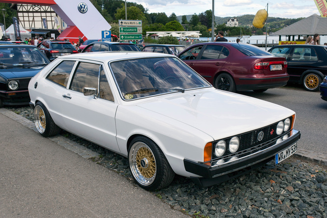 Самые безумные машины фестиваля GTI Treffen Самые безумные машины фестиваля GTI Treffen