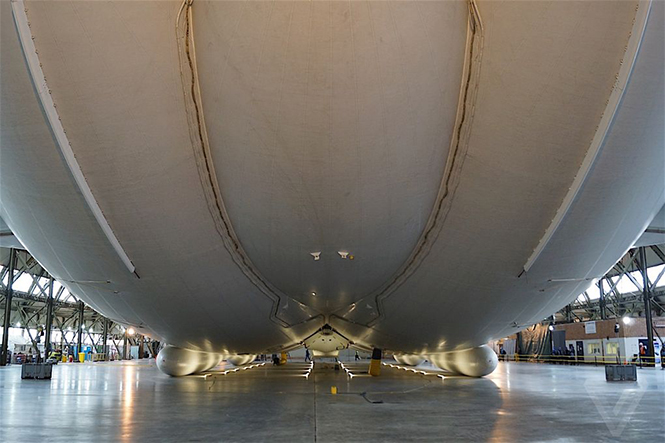 Фото №3 - Запредельно громадный мега-дирижабль Airlander 10 готов к запуску!