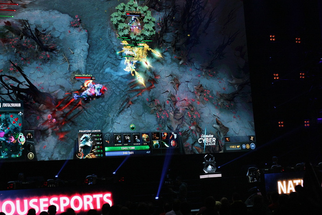 Долгожданный триумф Na’Vi: в Москве прошел турнир по Dota 2 Adrenaline Cyber League Долгожданный триумф Na’Vi: в Москве прошел турнир по Dota 2 Adrenaline Cyber League