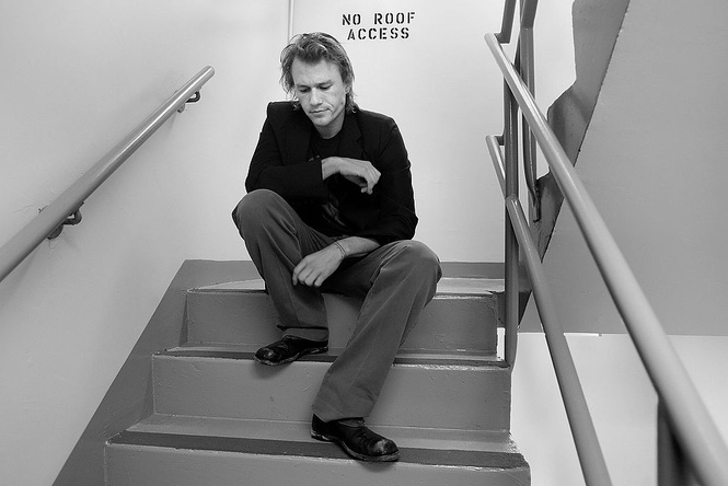 «Очень трудно заниматься любовью в доспехах...» Хит Леджер о любви, женщинах в возрасте и полетах в космос «Очень трудно заниматься любовью в доспехах...» Хит Леджер о любви, женщинах в возрасте и полетах в космос