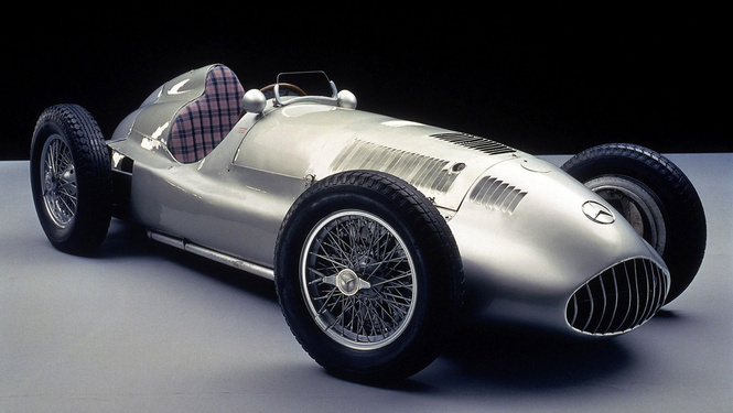 Концепт Prototype 9 — ностальгия марки Infiniti по тем временам, когда она даже не существовала Концепт Prototype 9 — ностальгия марки Infiniti по тем временам, когда она даже не существовала