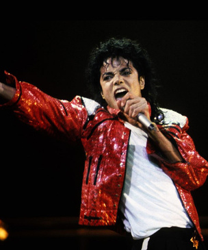 Зал славы рок-н-ролла выдержал осаду и сохранил Майкла Джексона среди почетных артистов